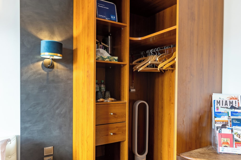 Chambre D'amis 21/44