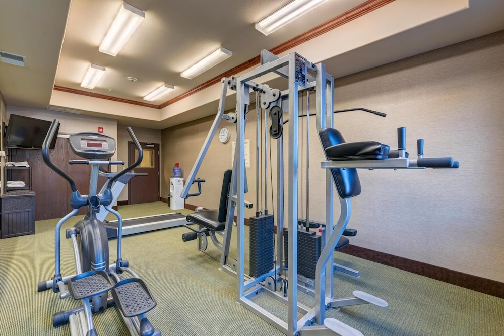 Comfort Inn And Suites 12/29