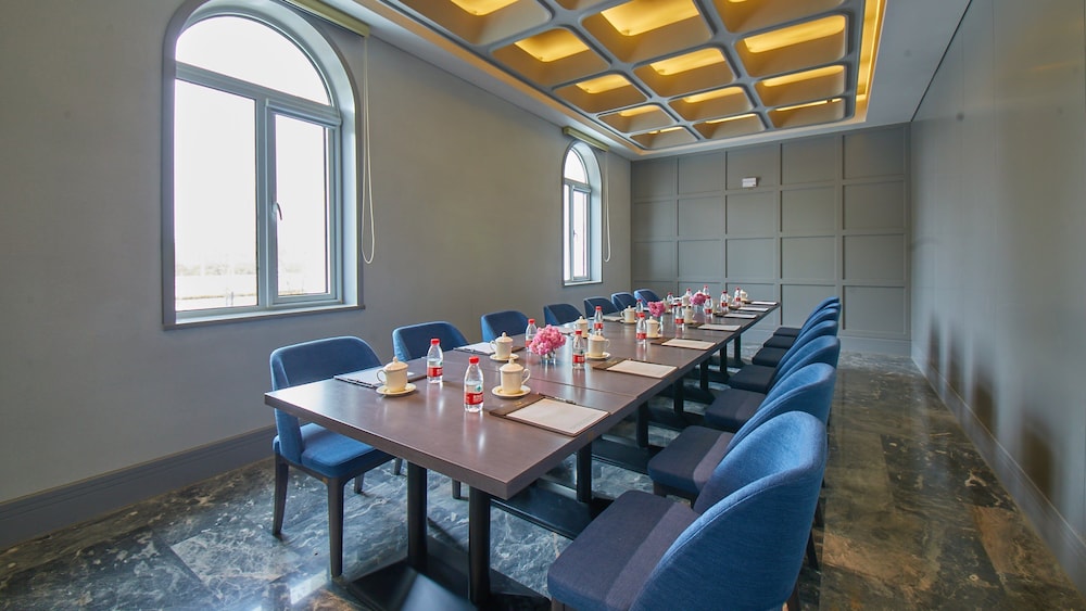Holiday Inn Express Beijing Badaling 38/46