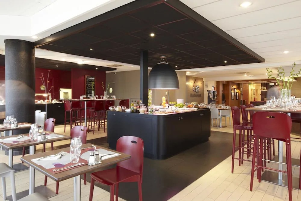 Campanile Paris Est Bobigny 15/24