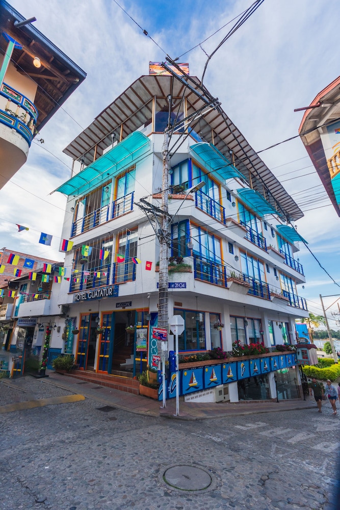 Hotel Guatatur 4/50