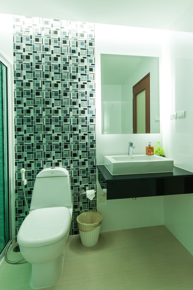 Baan Nilrath Hotel 44/50