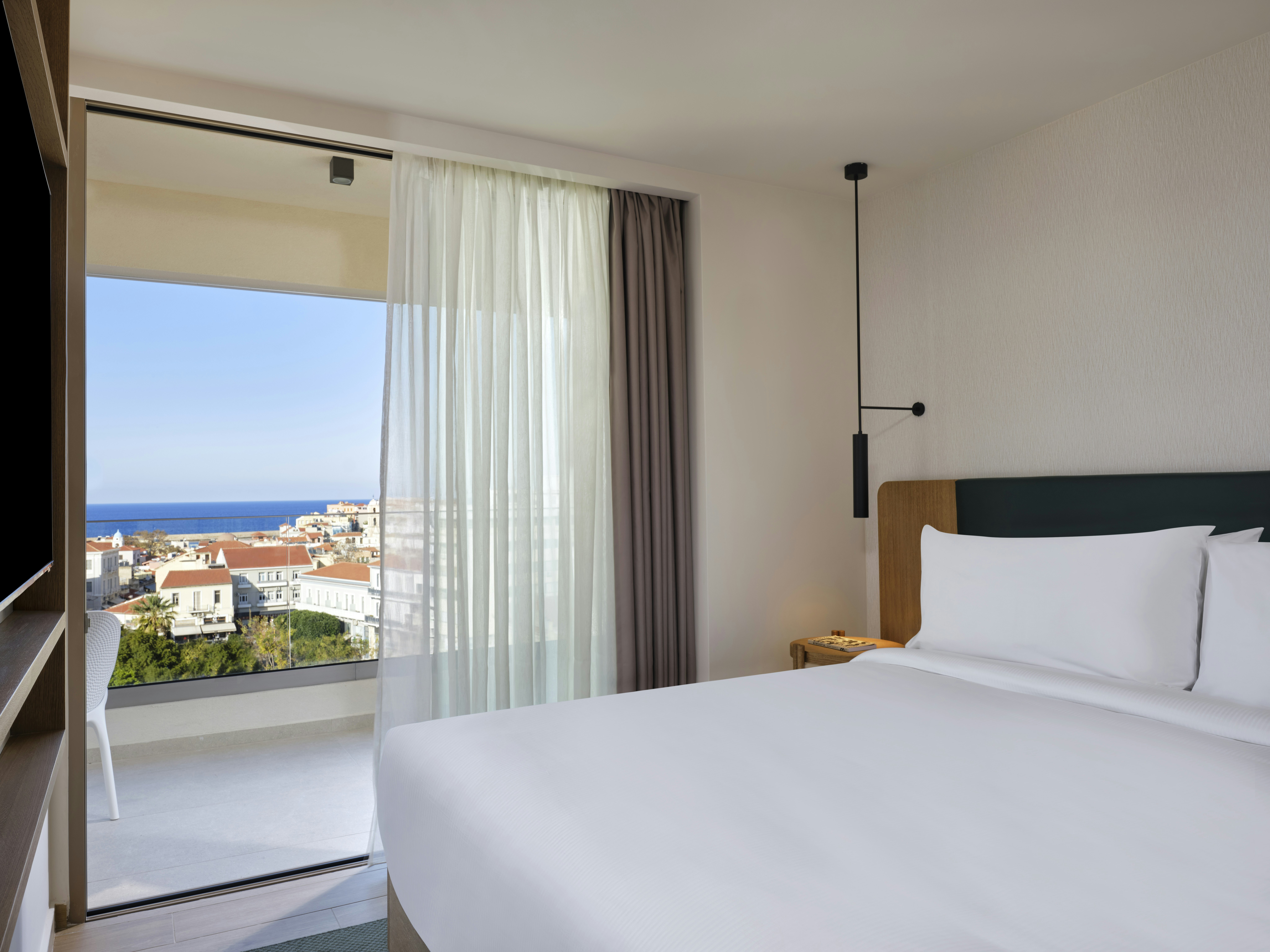 ROOM, KING BED, SEA VIEW