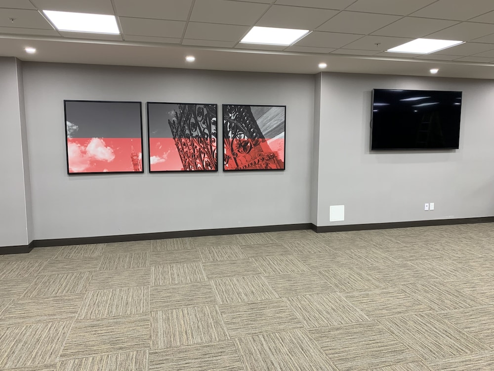Wingate by Wyndham Kanata West Ottawa 8/49