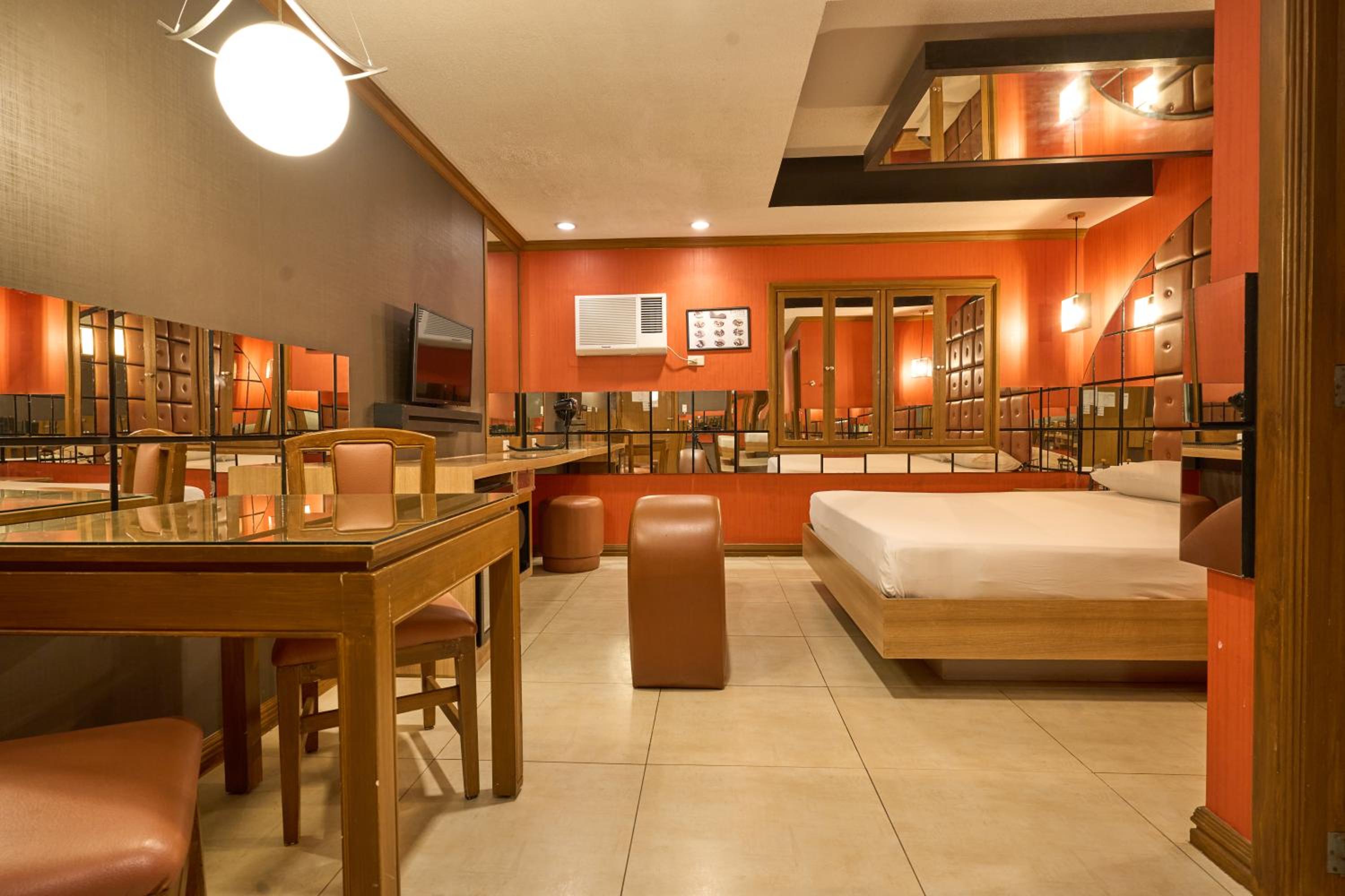 Hotel Victoria De San Fernando 25/33