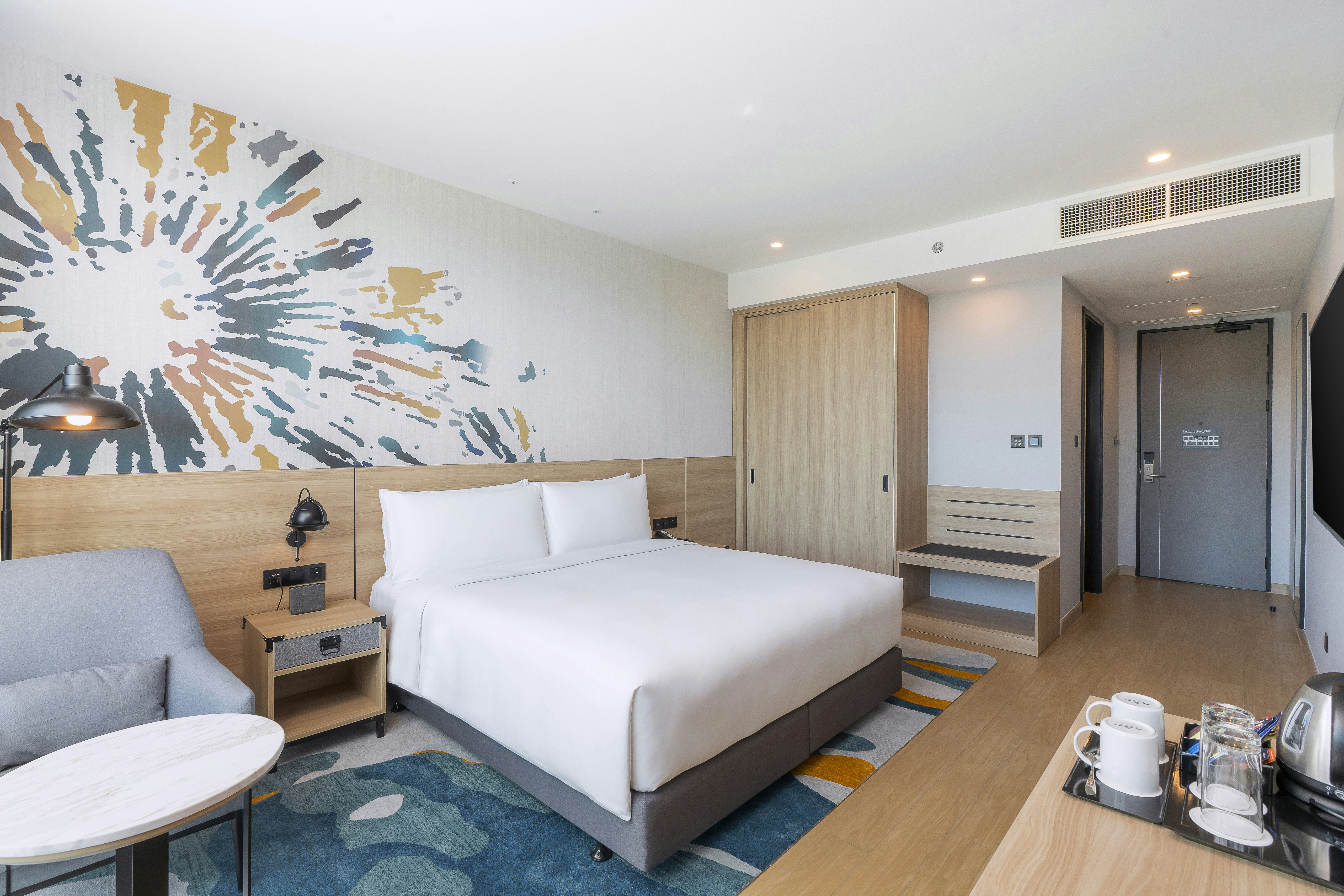 Holiday Inn Suites Siracha Laemchabang 19/78
