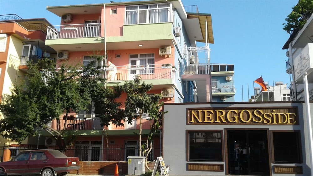 Naz Garden Apart Hotel 1/30