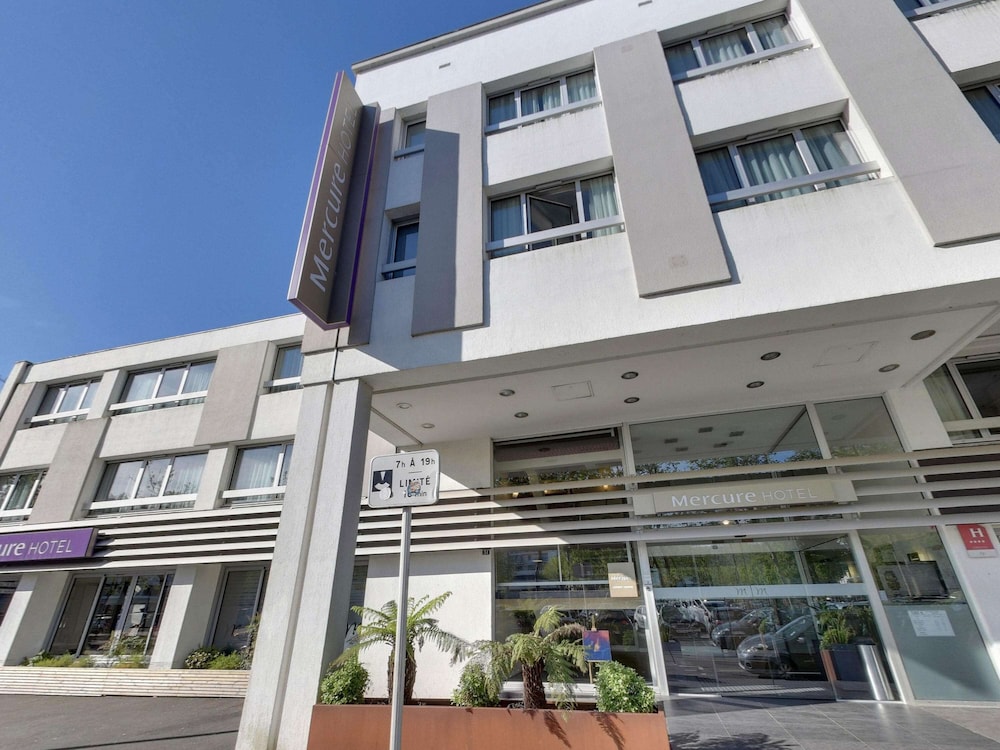 Mercure Lorient Centre Hotel 1/68