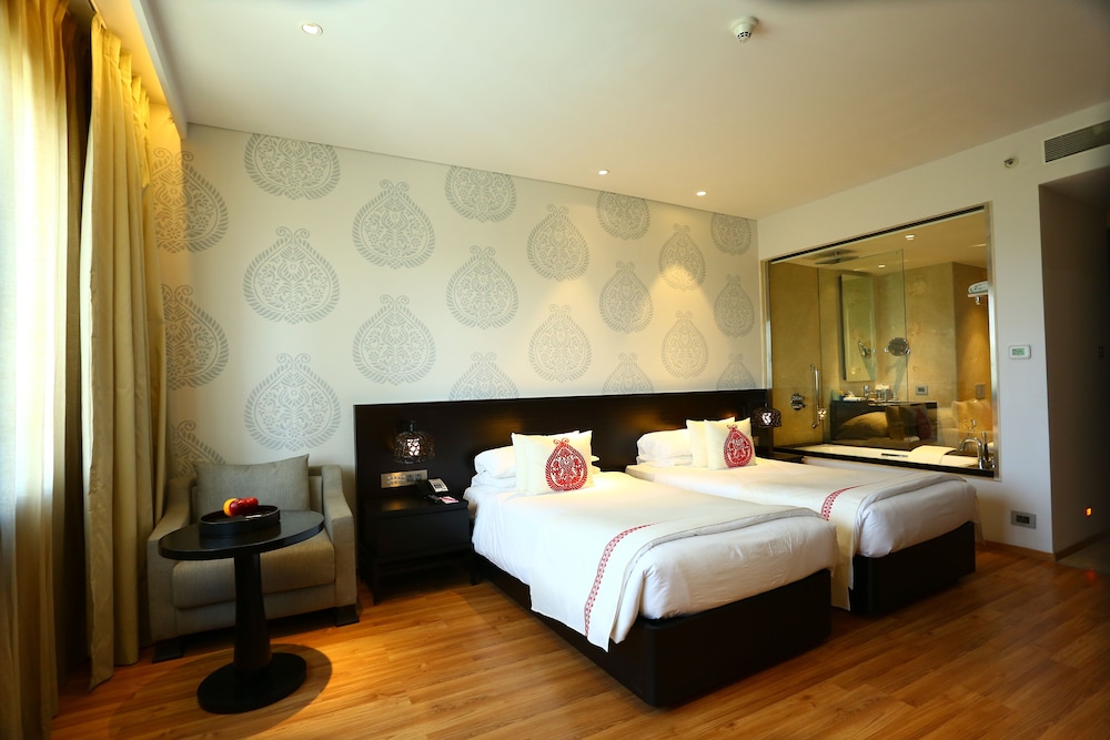 Deluxe, Single Bed, Hill View