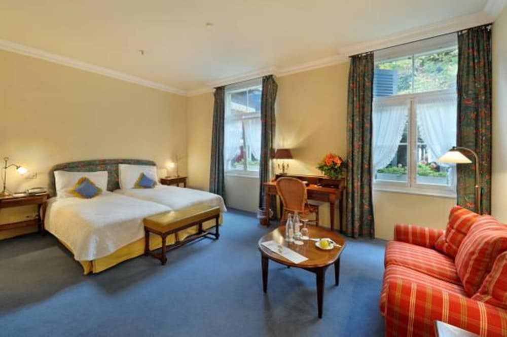 SUPERIOR, DOUBLE BED