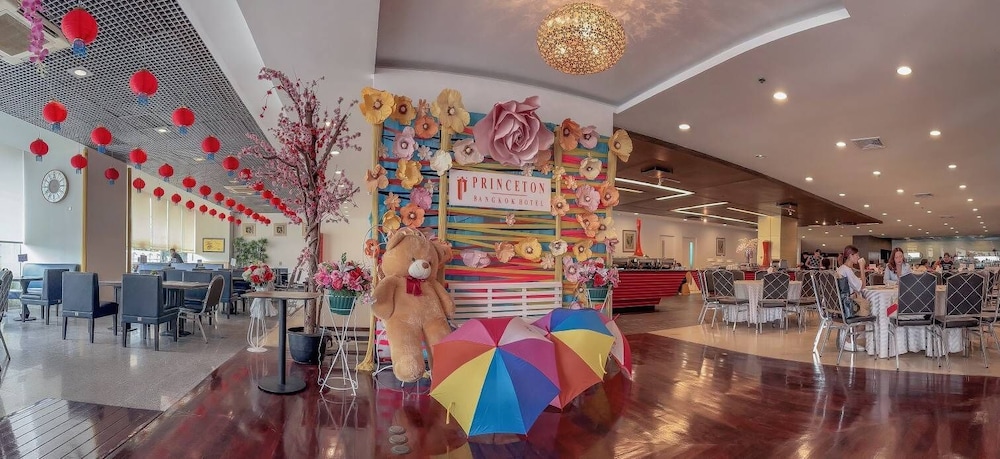 Princeton Bangkok 36/47