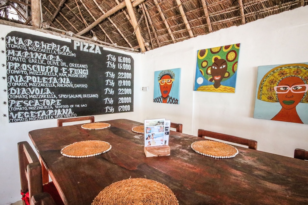 Blue Reef Sport And Fishing Lodge & Bungalows 4/49