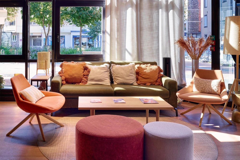 KYRIAD PRESTIGE CLERMONT FERRAND 38/76