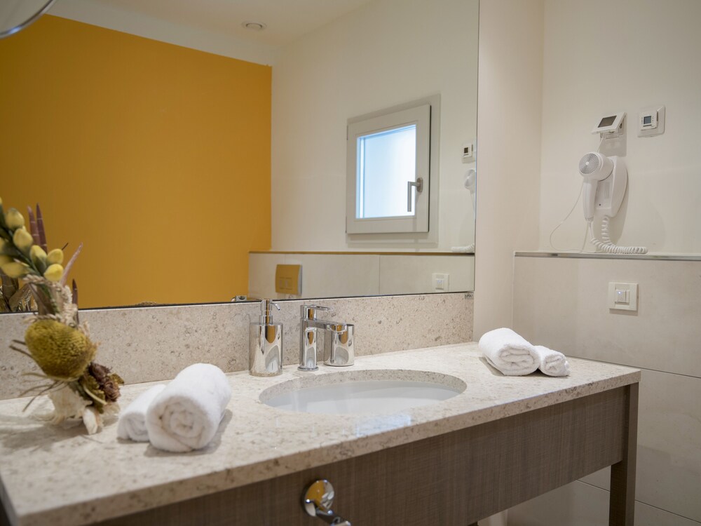 Crvena Luka Family Hotel 16/78