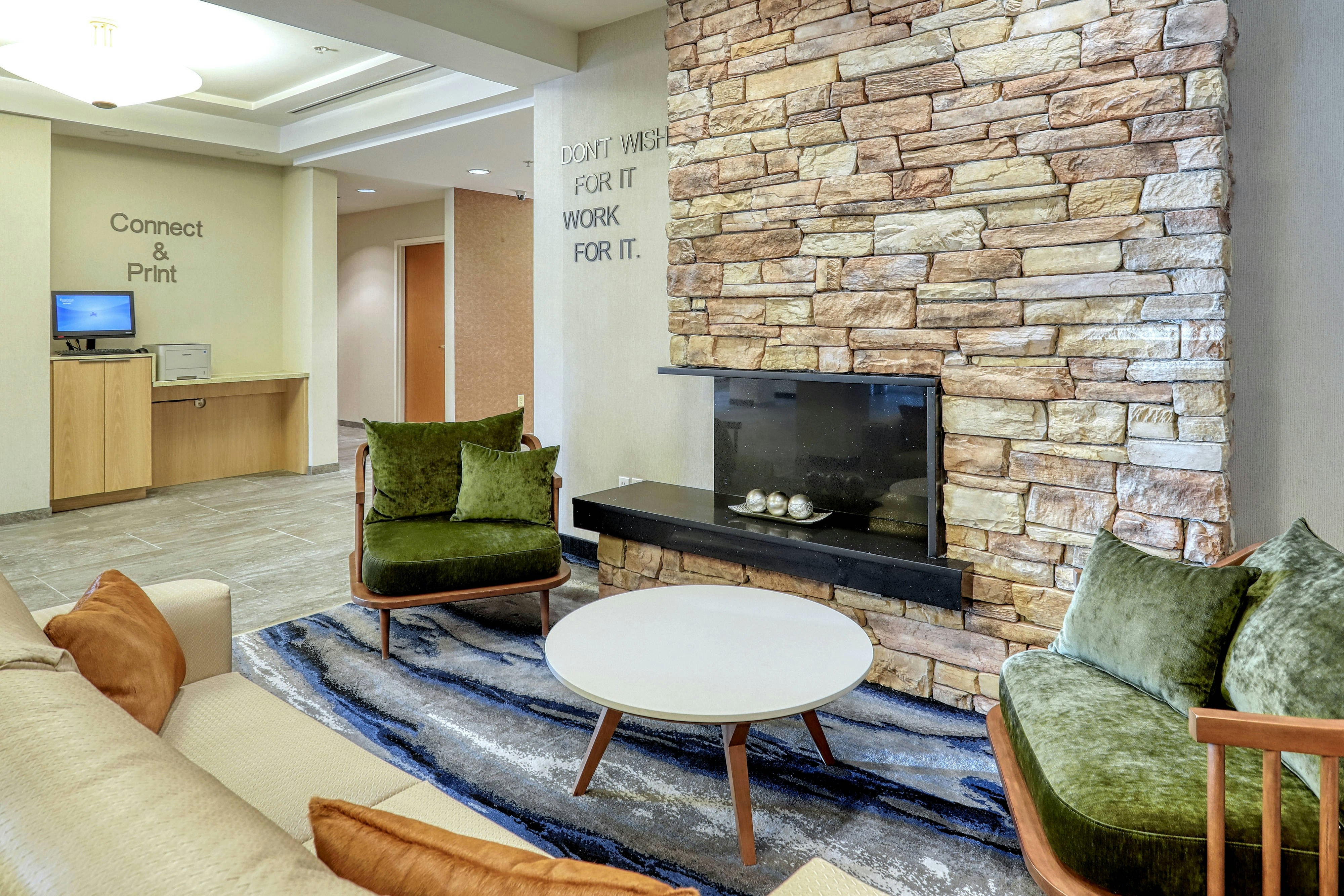 Fairfield Inn Suites Woodbridge 6/8
