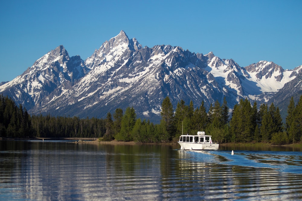 Jackson Lake Lodge 28/48