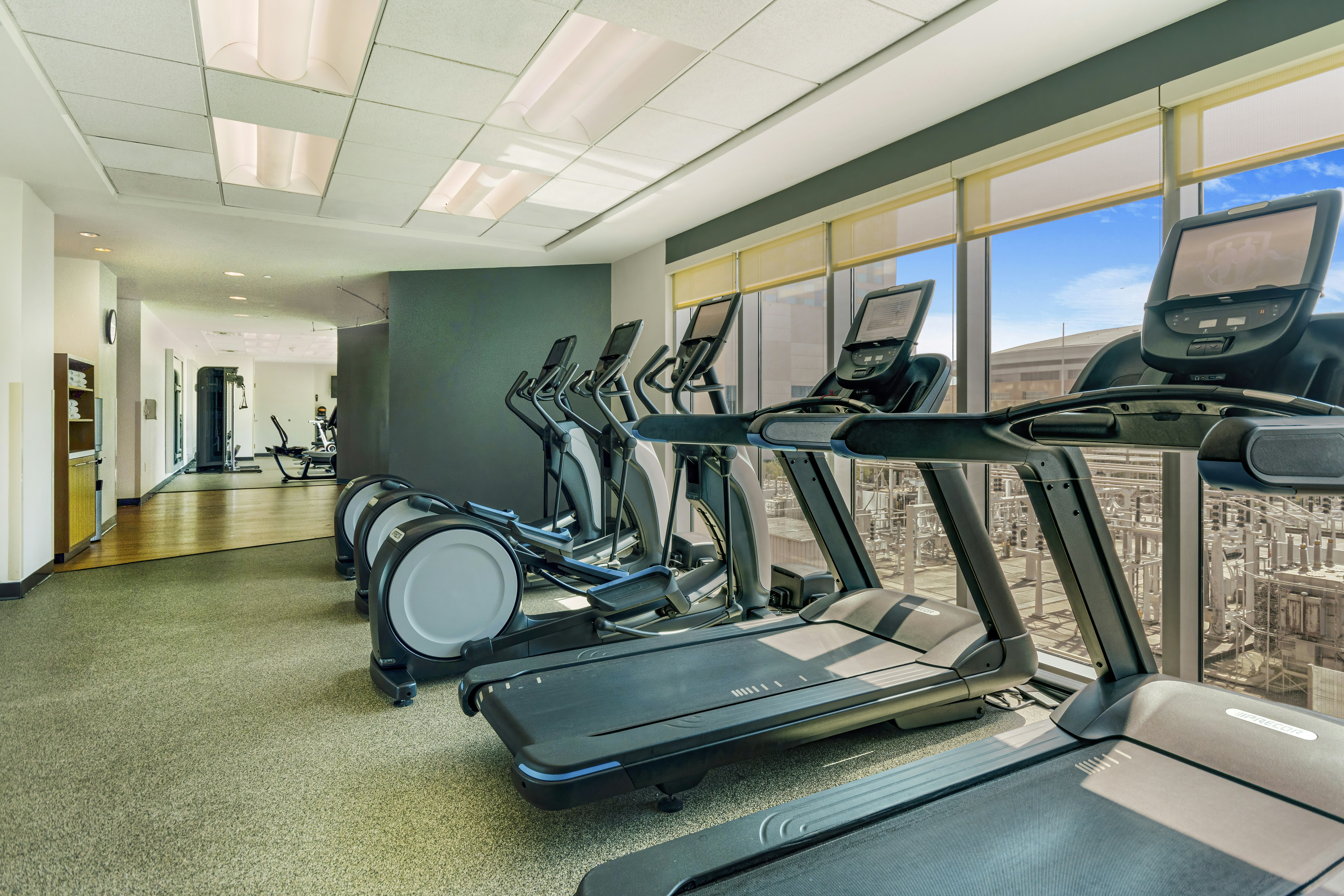 Embassy Suites by Hilton Houston Downtown 33/71