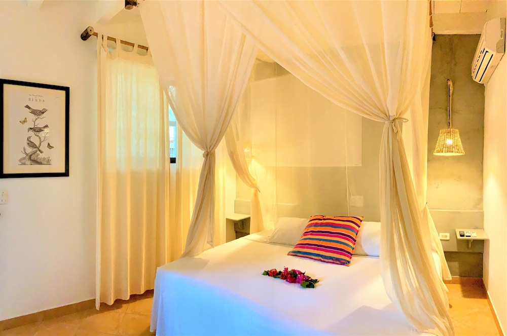 Hotel Fenix Beach Cartagena 38/78