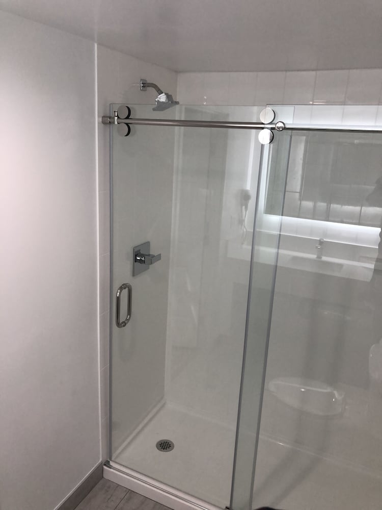 Travelodge Inn Suites By Wyndham West Covina 36/36
