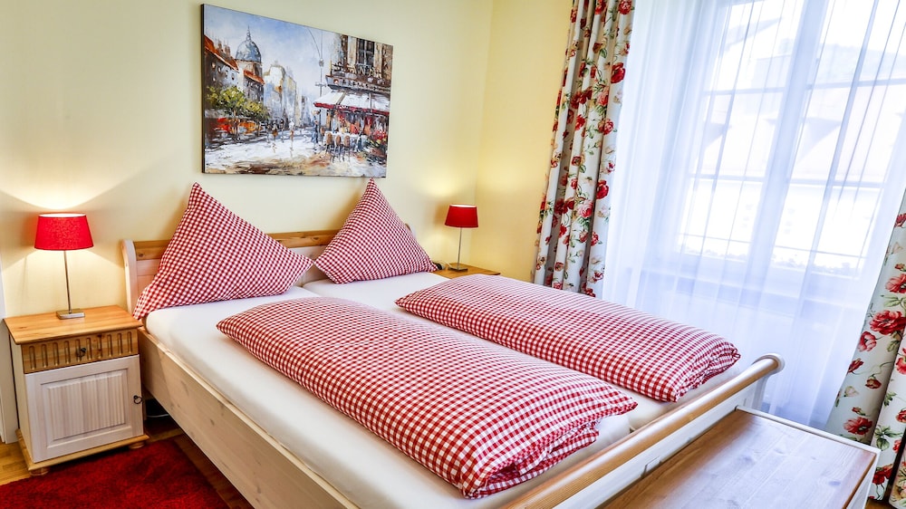 Hotel zum Goldenen Lowen Baden-Baden 5/27