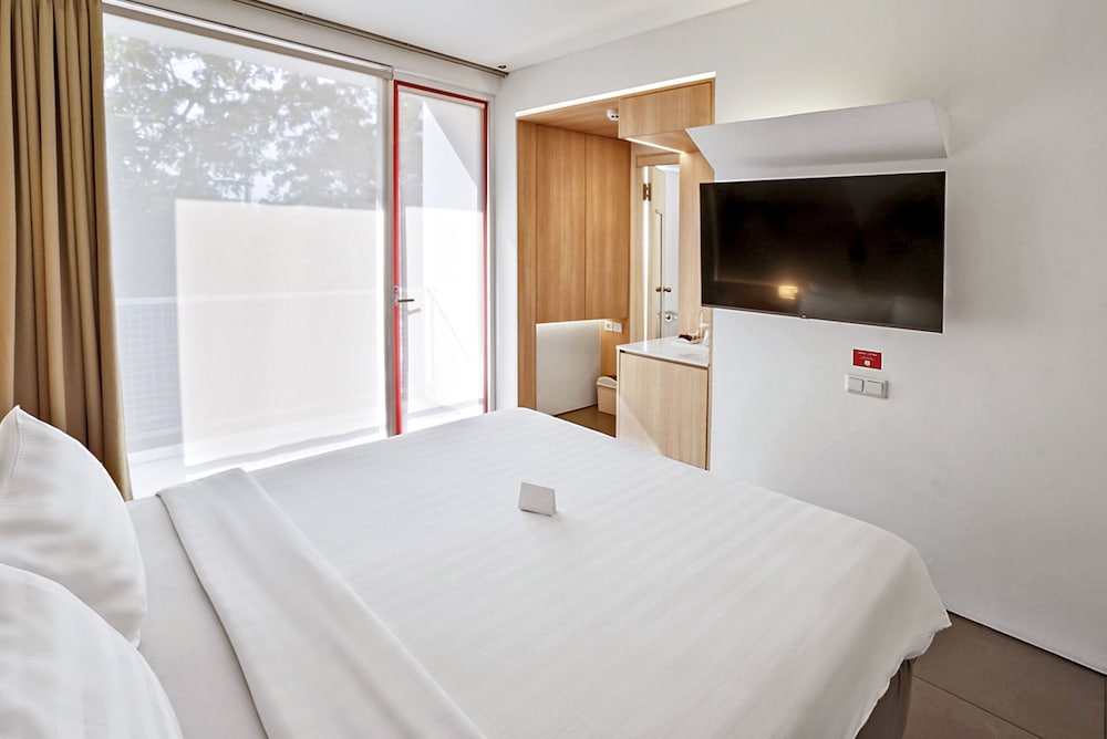 Malaka Hotel 45/72
