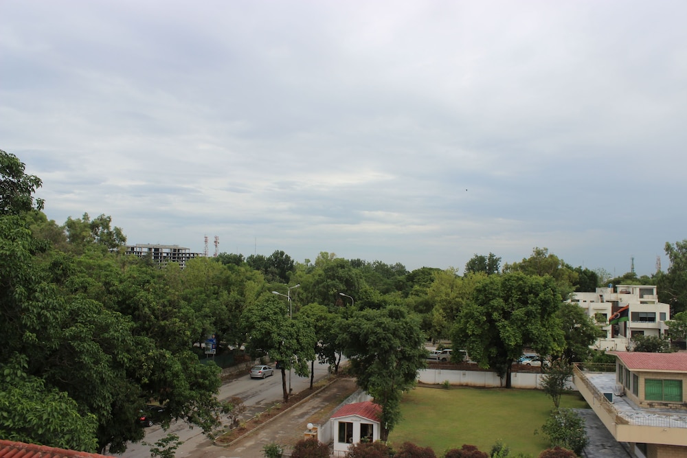 S Chalet Islamabad 55/60