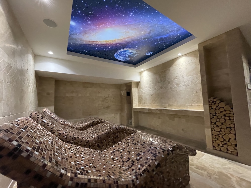 Alexandar Lux Hotel 24/50