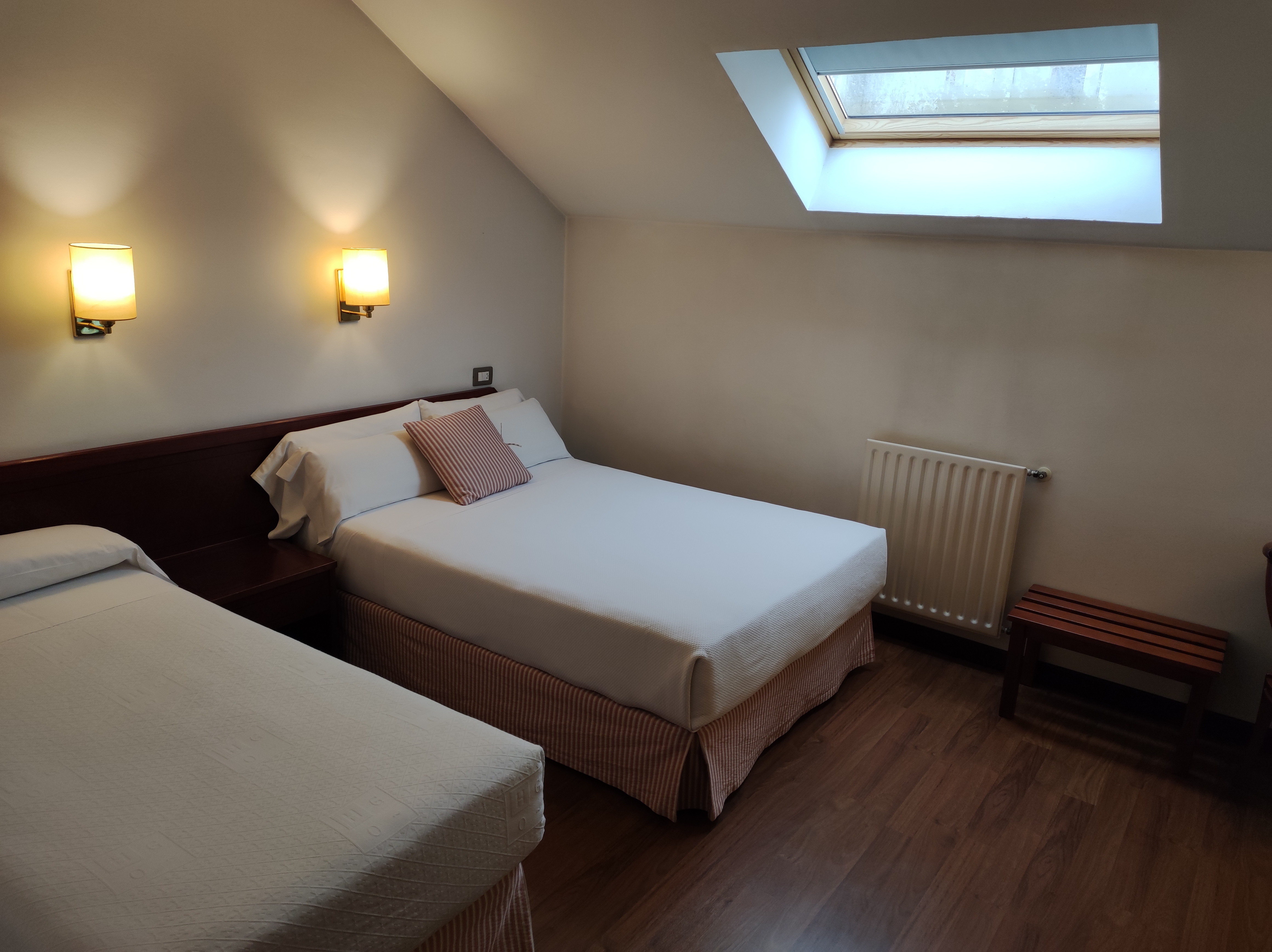 Hotel Compostela Vigo 20/50