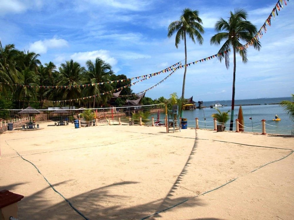 Batam View Beach Resort 38/68