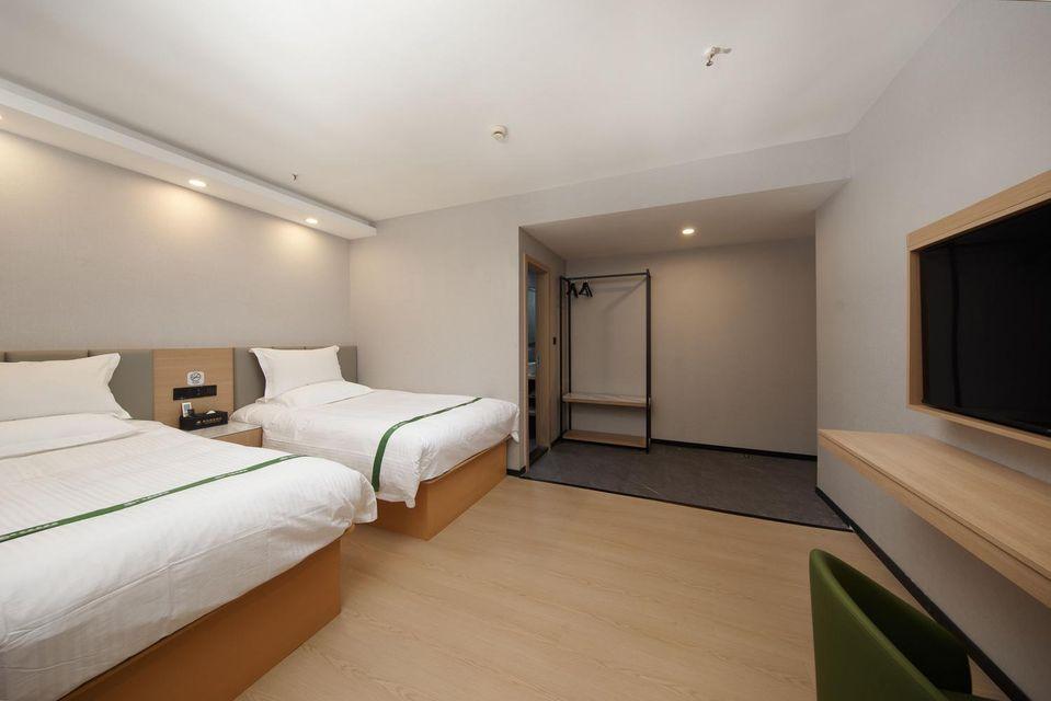 BUSINESS, 2 BEDS