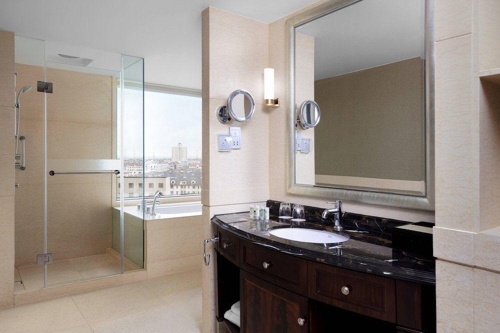 Courtyard By Marriott Shanghai Fengxian 15/41