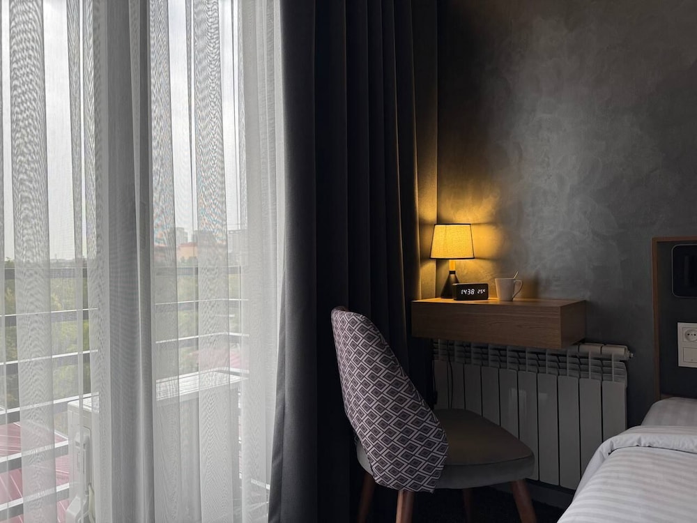 Nuovo Boutique Hotel 67/80