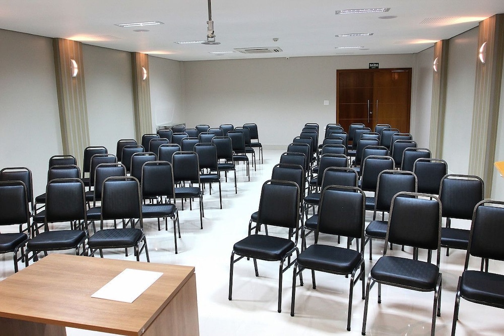 Accordes Hotel Convention 58/67