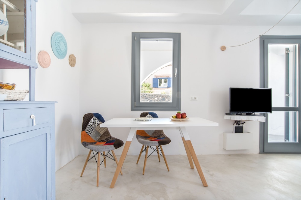 Lagadi Suites 52/67