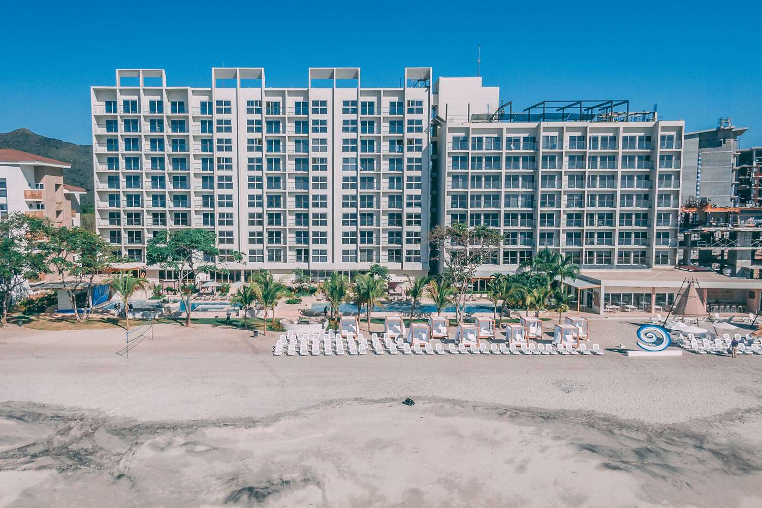 Radisson Riviera Panama 7/48