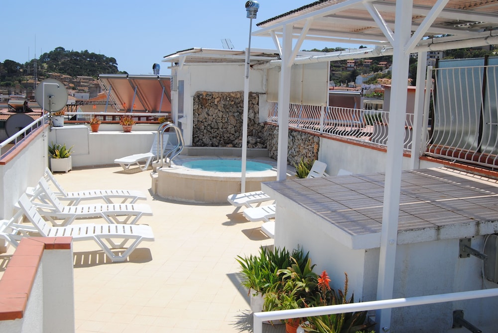 Hotel Hermes 2/24
