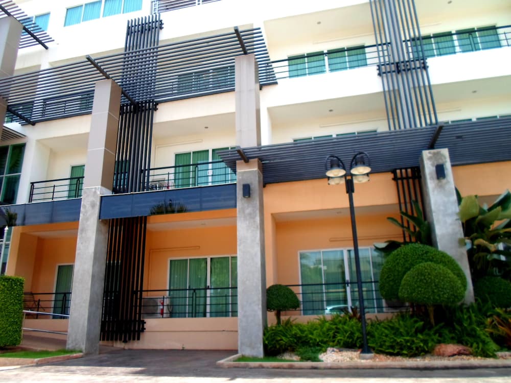 The O Valley Hotel 6/60