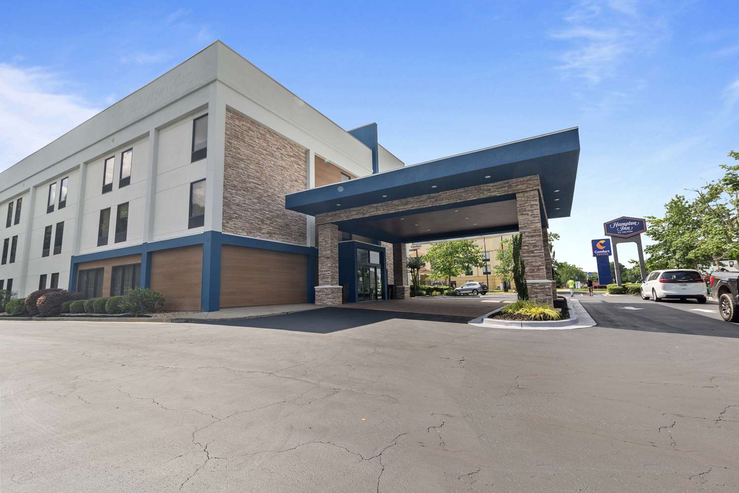 Hampton Inn Atlanta/Woodstock 32/34