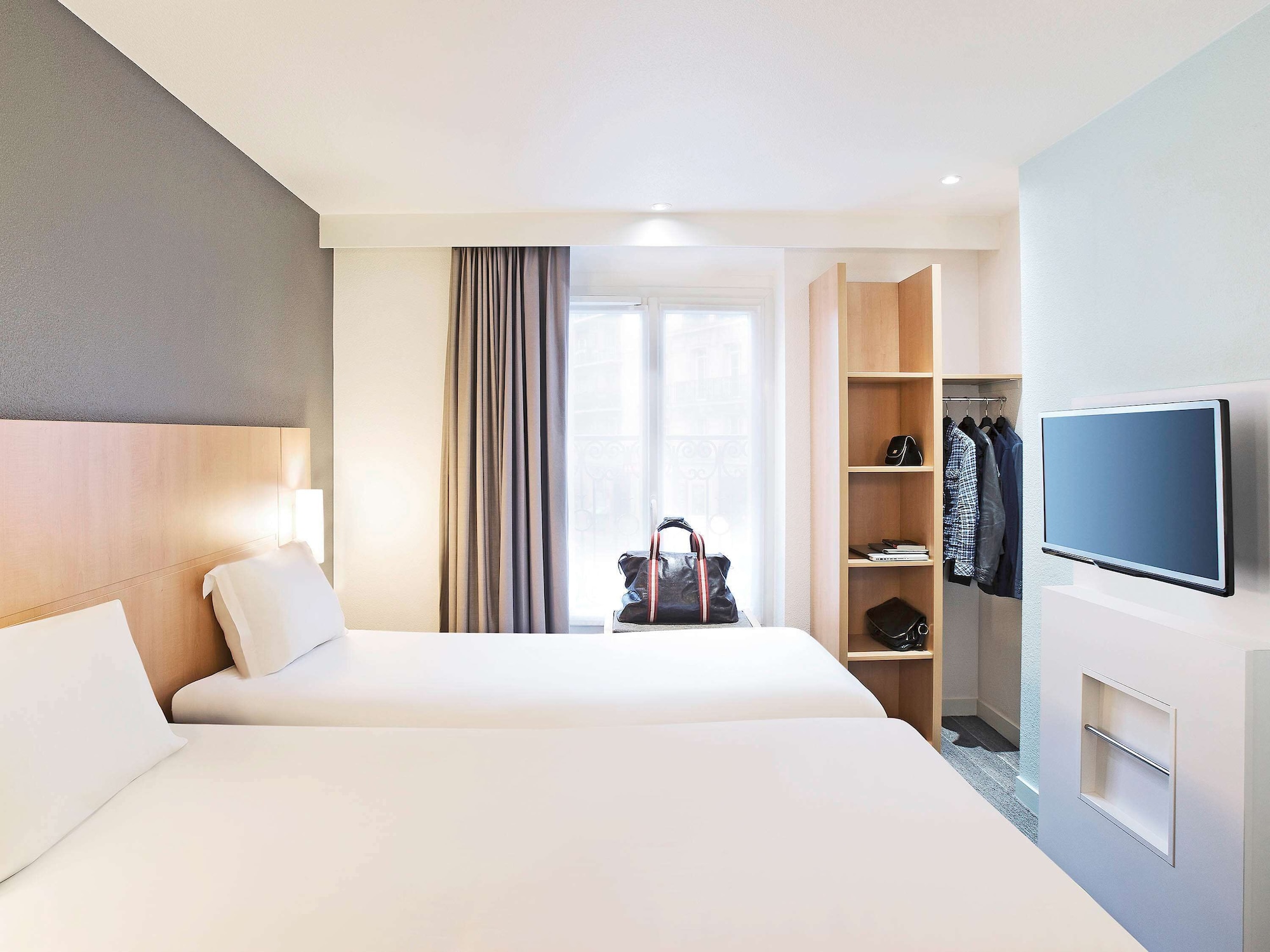 STANDARD, TWIN BEDS
