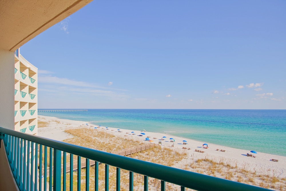 Holiday Inn Express Pensacola Beach 3/60