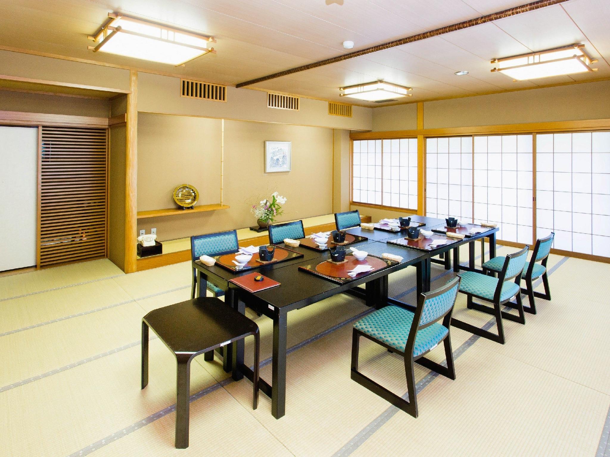 Chorakuen 30/32