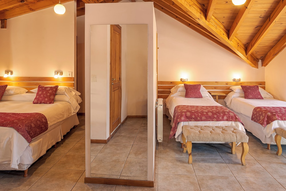 Hotel Antiguos 7/42