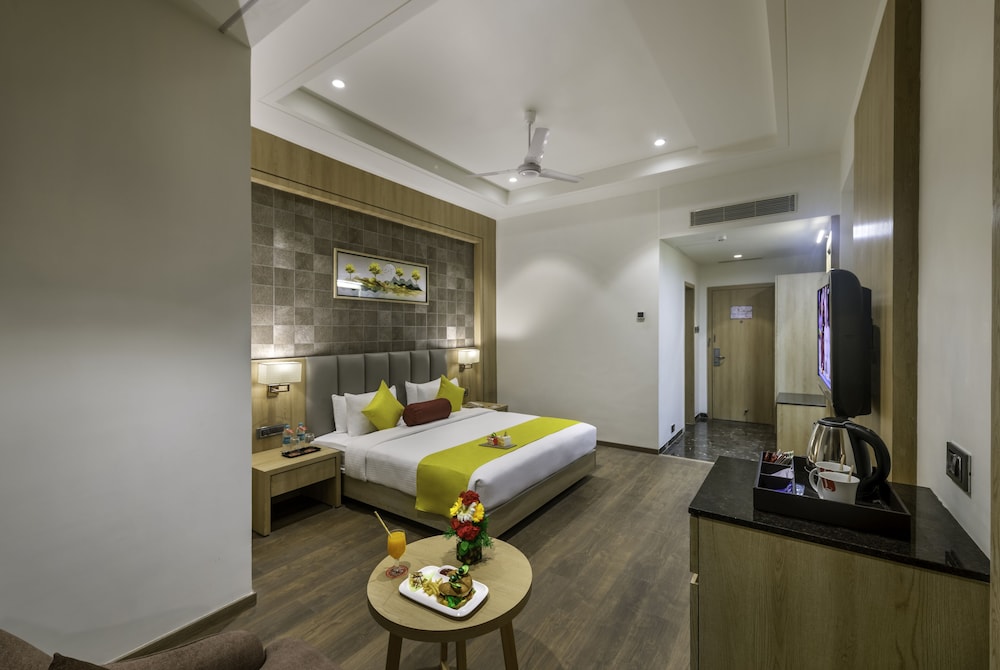 Lords Inn Somnath 26/60