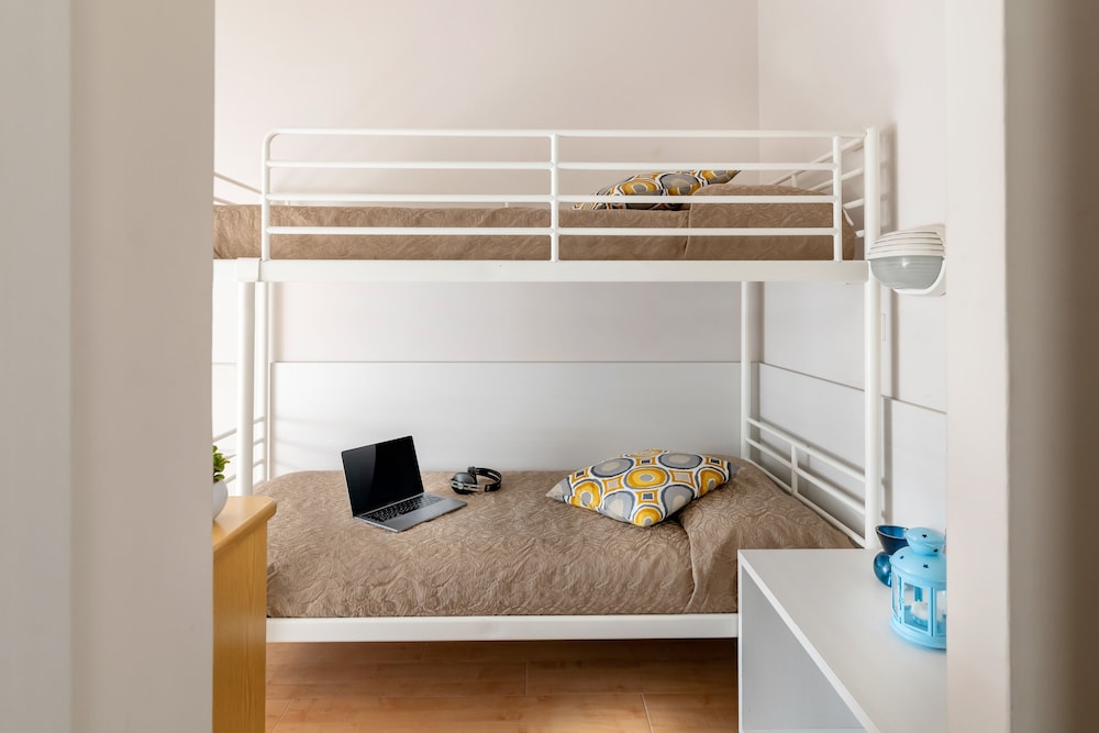 Hotel Eliseo 2/50