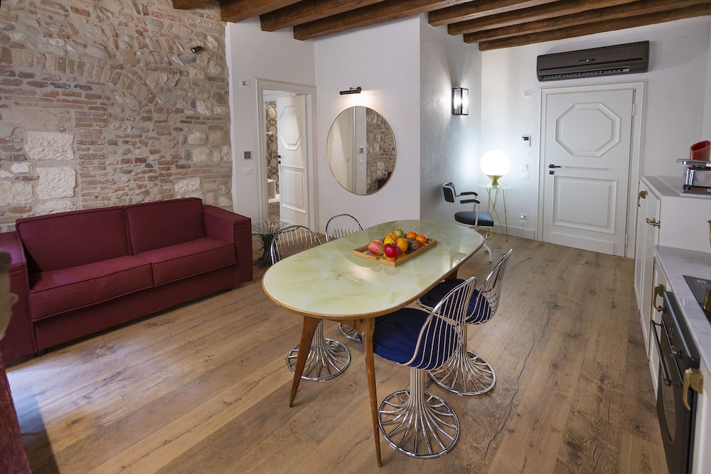Residenza Palazzo Brenzoni 22/46