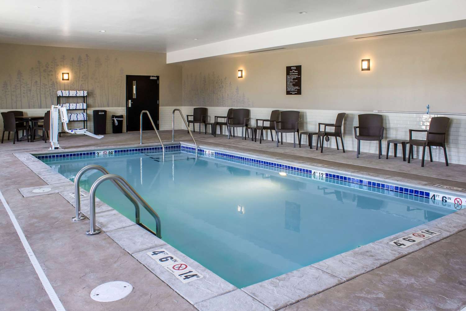 Sleep Inn & Suites Fort Dodge 12/28