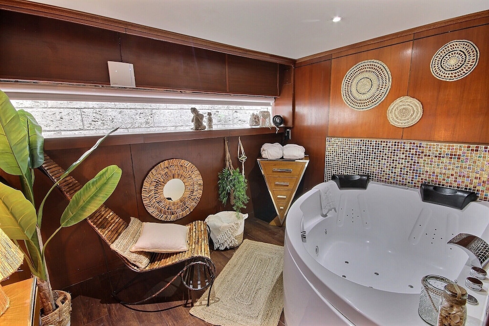 Vip Paris Yacht Hotel 23/50