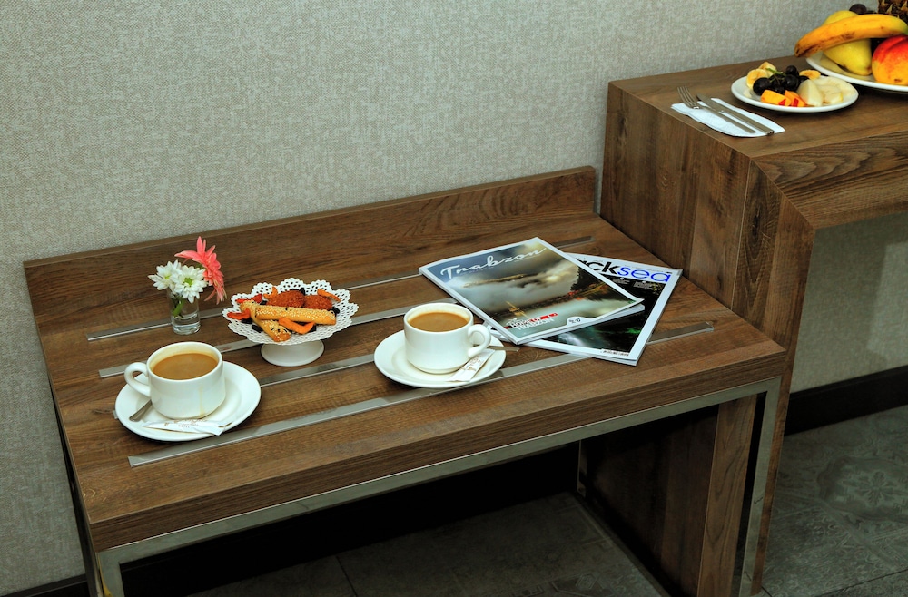 Yildiz Life Hotel 54/72