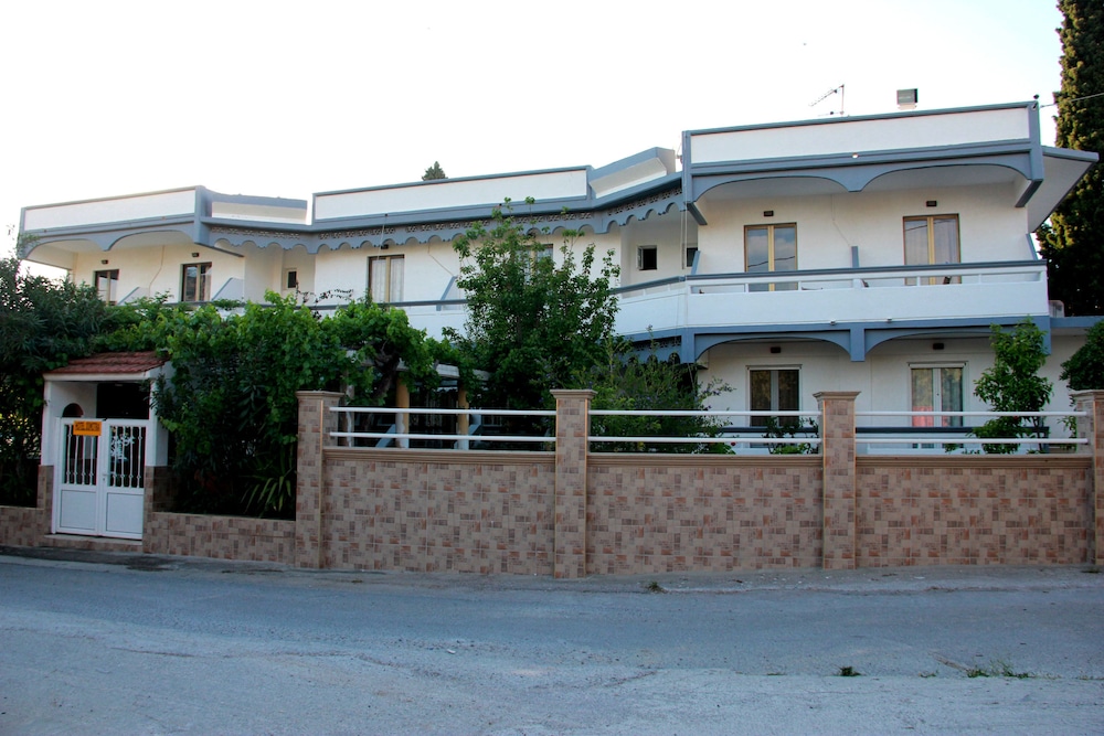 Hotel Dimitra Sun 8/50