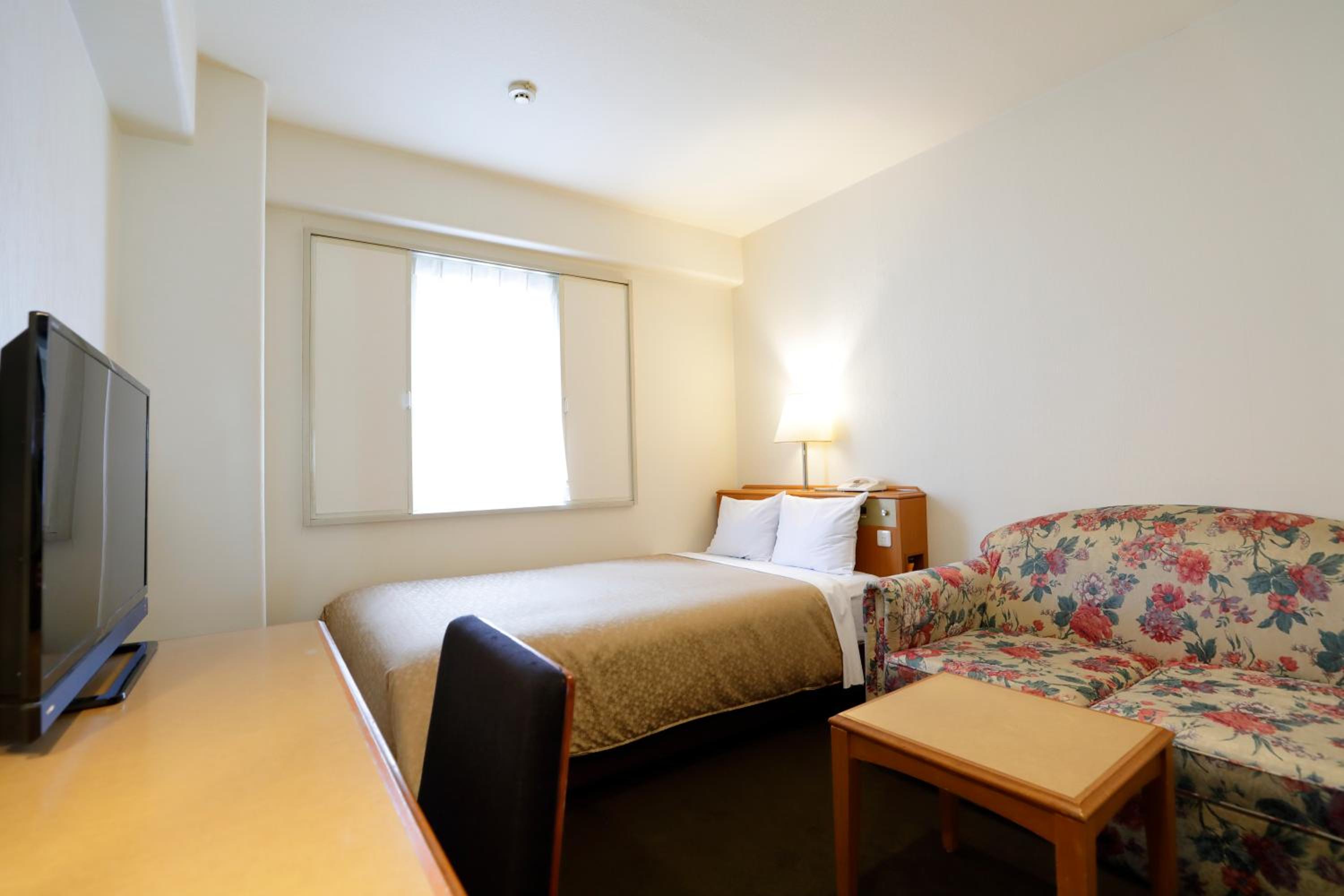 Kawasaki Central Hotel 25/52